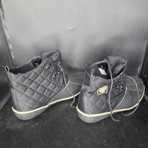 Winter boots by global win - Picture 1 of 8